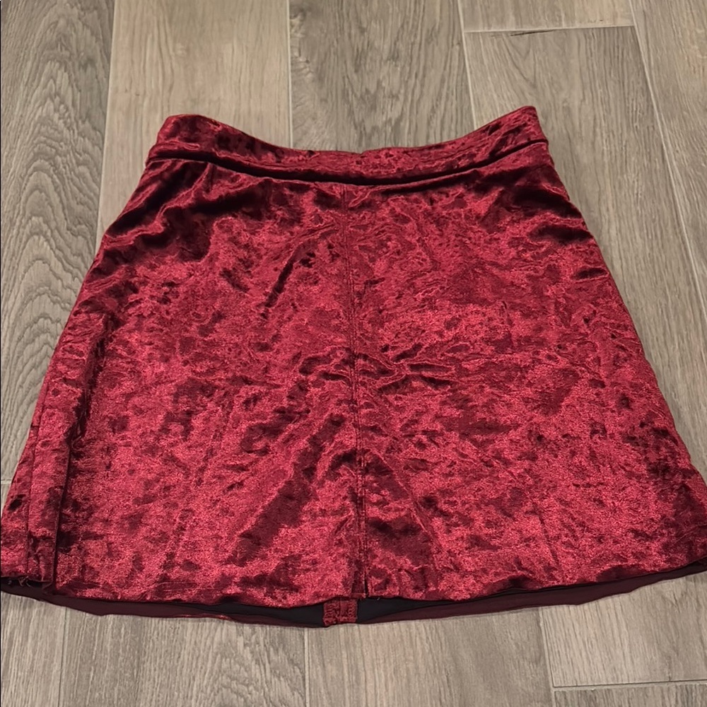 Blank NYC Women’s Velvet Red Skirt Size 26
